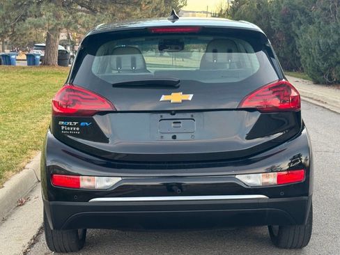 Used 2020 Chevrolet Bolt LT image 4