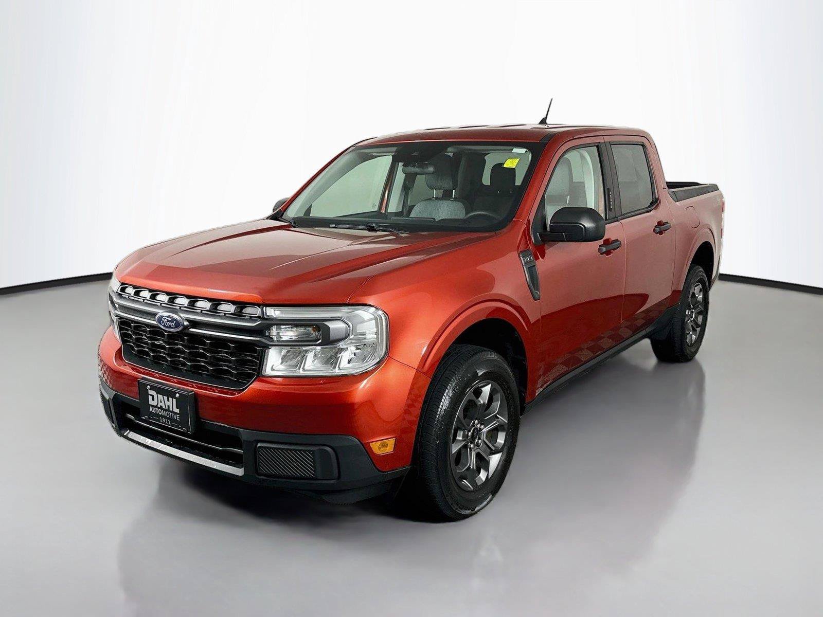 Used 2023 Ford Maverick XLT FWD image 4