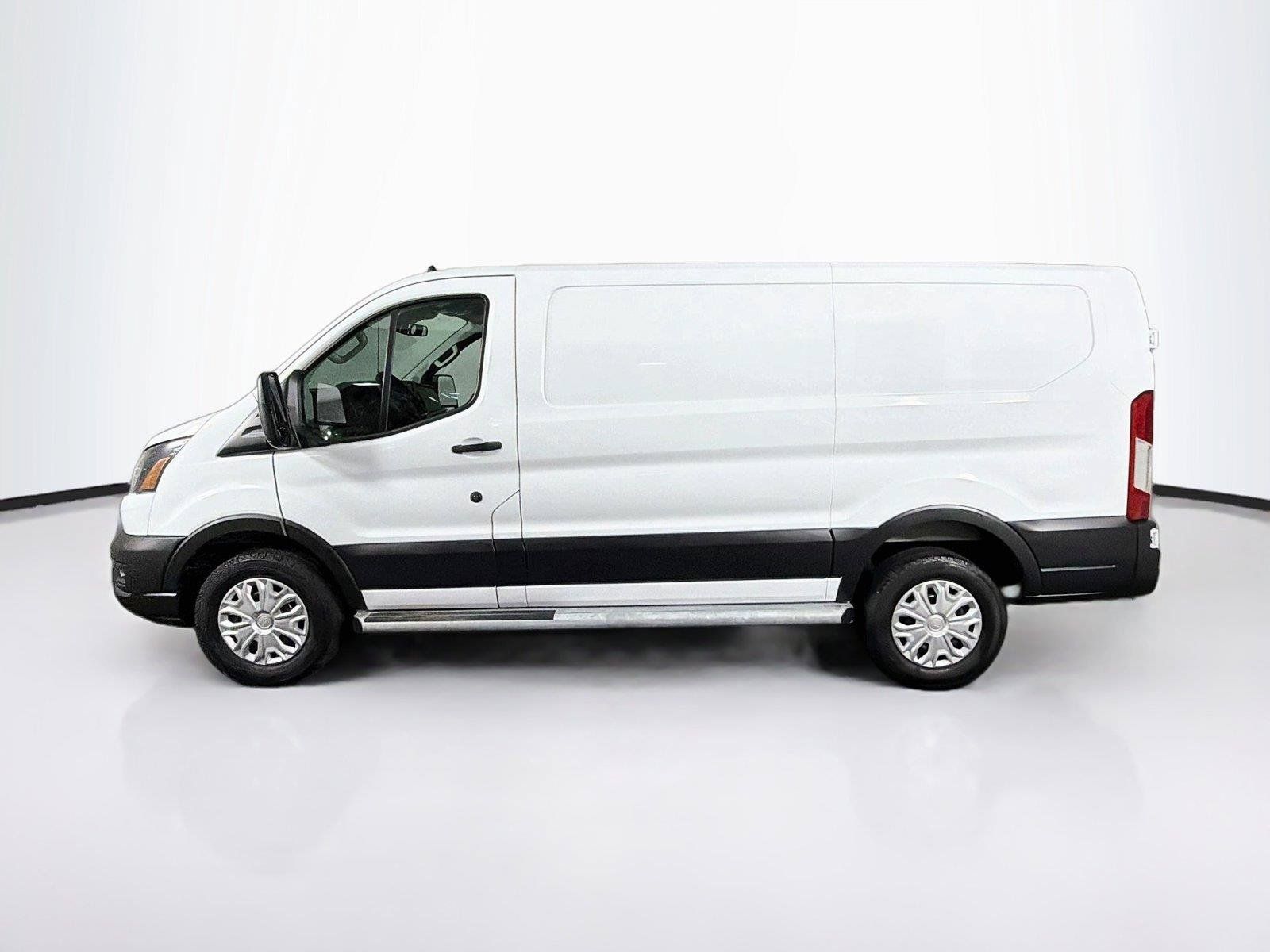 Used 2025 Ford Transit 250 Low Roof w/ Exterior Upgrade Package RWD image 8