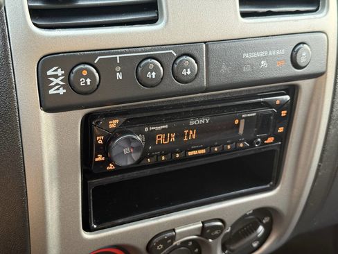 Used 2012 Chevrolet Colorado LT AWD/4WD image 19