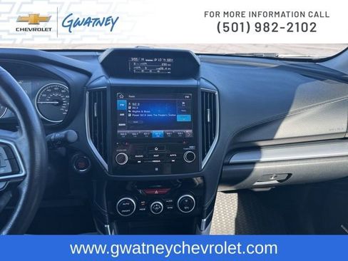 Used 2021 Subaru Forester Limited image 17