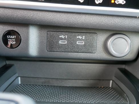 Certified 2024 Nissan Rogue SV AWD/4WD image 33