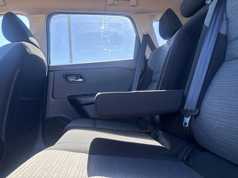 Certified 2023 Nissan Rogue SV image 35