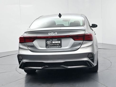 Used 2022 Kia Forte GT-Line w/ GT-Line Premium Package FWD image 7