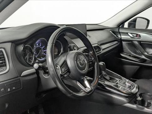 Used 2022 MAZDA CX-9 Touring image 23