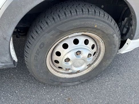 Used 2022 Ford Transit 350 XLT image 9