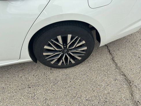 Used 2025 Nissan Altima 2.5 SV FWD image 29
