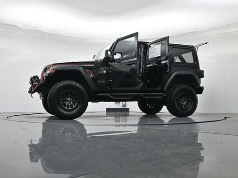 Used 2022 Jeep Wrangler Unlimited Rubicon w/ Xtreme Recon 35" Tire Package AWD/4WD image 59