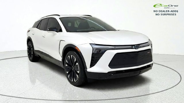 Used 2024 Chevrolet Blazer EV RS RWD image 1
