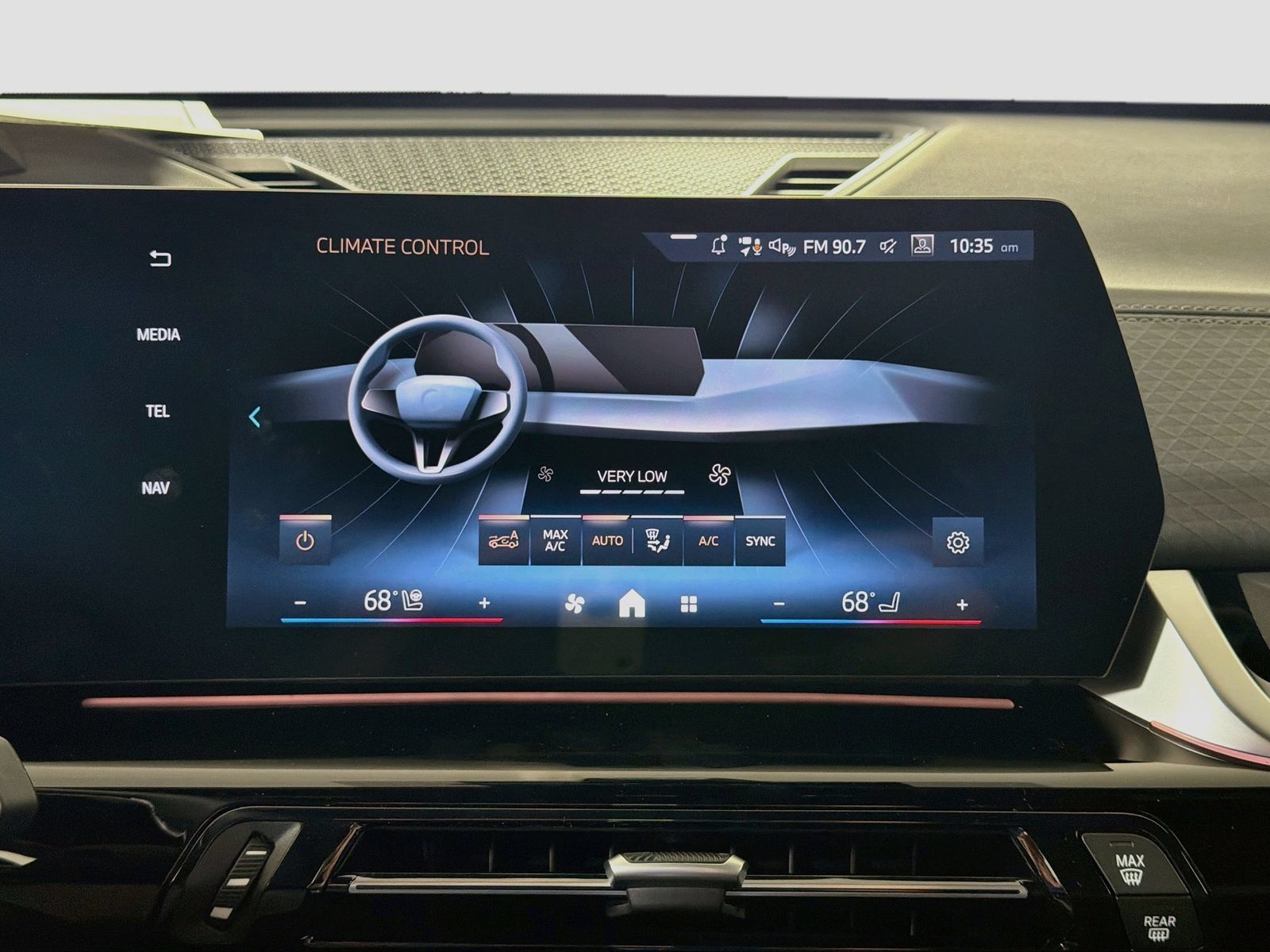 New 2026 BMW X2 xDrive28i w/ Technology Package AWD/4WD image 19