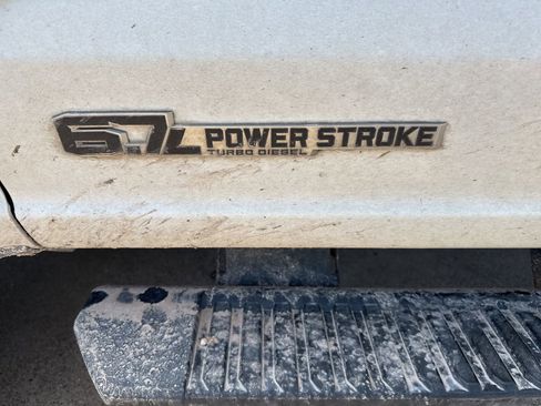 Used 2024 Ford F350 XLT w/ FX4 Off-Road Package AWD/4WD image 14