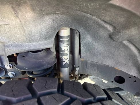 Used 2021 Jeep Wrangler Unlimited Rubicon AWD/4WD image 8