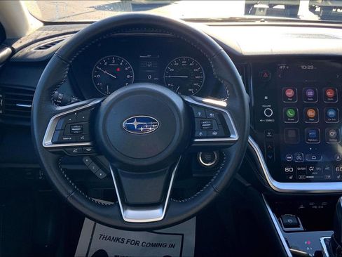 Certified 2022 Subaru Outback Premium image 5