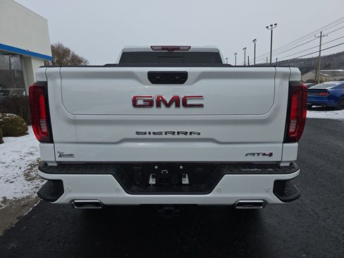New 2026 GMC Sierra 1500 AT4 w/ Technology Package image 4