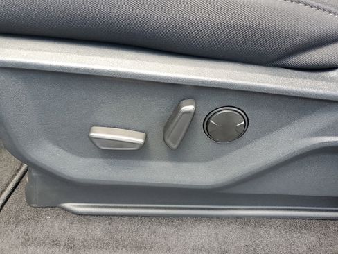 New 2025 Ford F150 XLT w/ Equipment Group 302A MID image 20