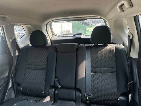 Used 2017 Nissan Rogue S AWD/4WD image 14