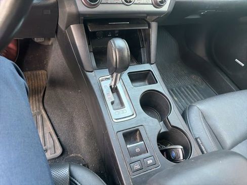Used 2015 Subaru Outback 3.6R Limited image 3
