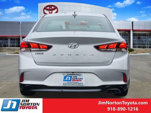 Used 2018 Hyundai Sonata Limited image 6