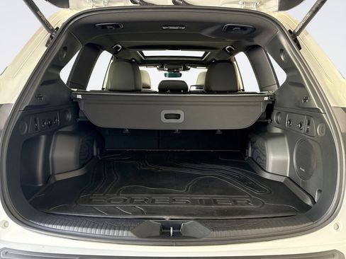 Used 2025 Subaru Forester Limited image 20