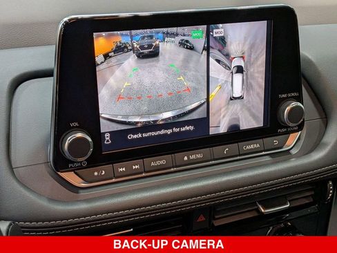 Used 2021 Nissan Rogue SV AWD/4WD image 25