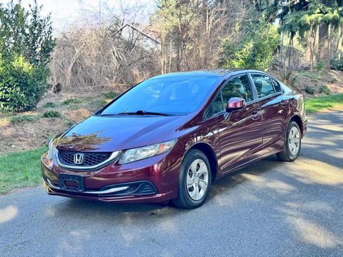 Used 2013 Honda Civic LX image 1