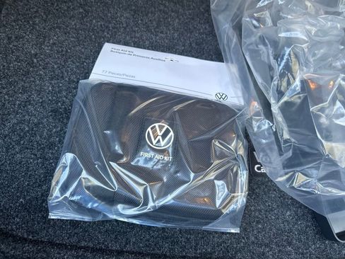 New 2026 Volkswagen Jetta SE FWD image 38