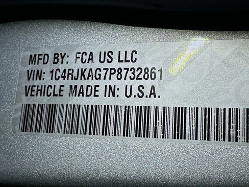 Used 2023 Jeep Grand Cherokee L Laredo w/ Luxury Tech Group I AWD/4WD image 20