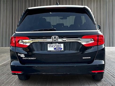 Used 2018 Honda Odyssey Touring image 4