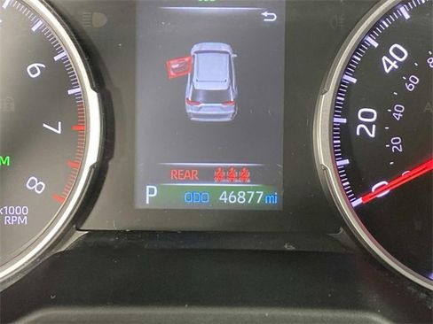 Used 2022 Toyota RAV4 LE image 20