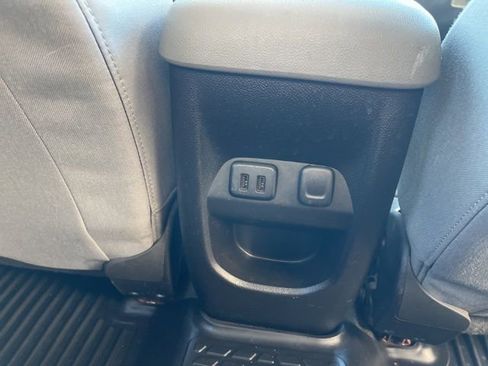Used 2016 Chevrolet Colorado LT w/ Safety Package AWD/4WD image 26