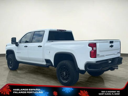 Certified 2024 Chevrolet Silverado 2500 ZR2 w/ Technology Package AWD/4WD image 4