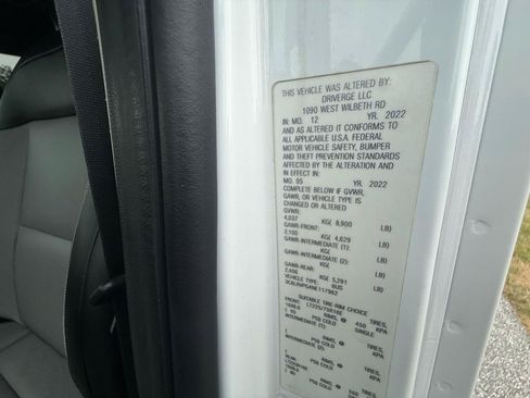 Used 2022 RAM ProMaster 2500 w/ Convenience Group FWD image 16
