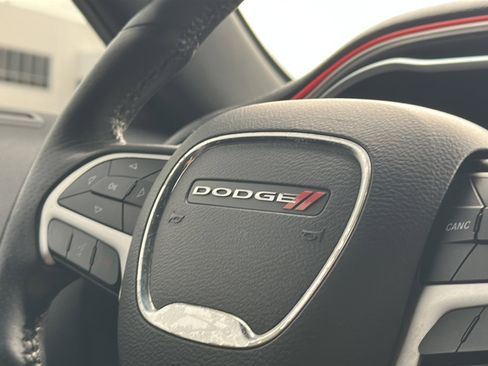 Used 2016 Dodge Challenger R/T Scat Pack w/ Leather Interior Group image 27