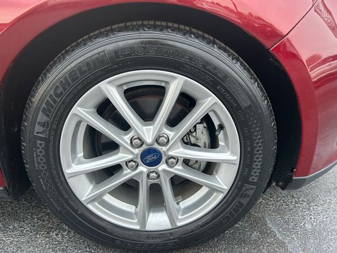 Used 2016 Ford Focus SE image 34