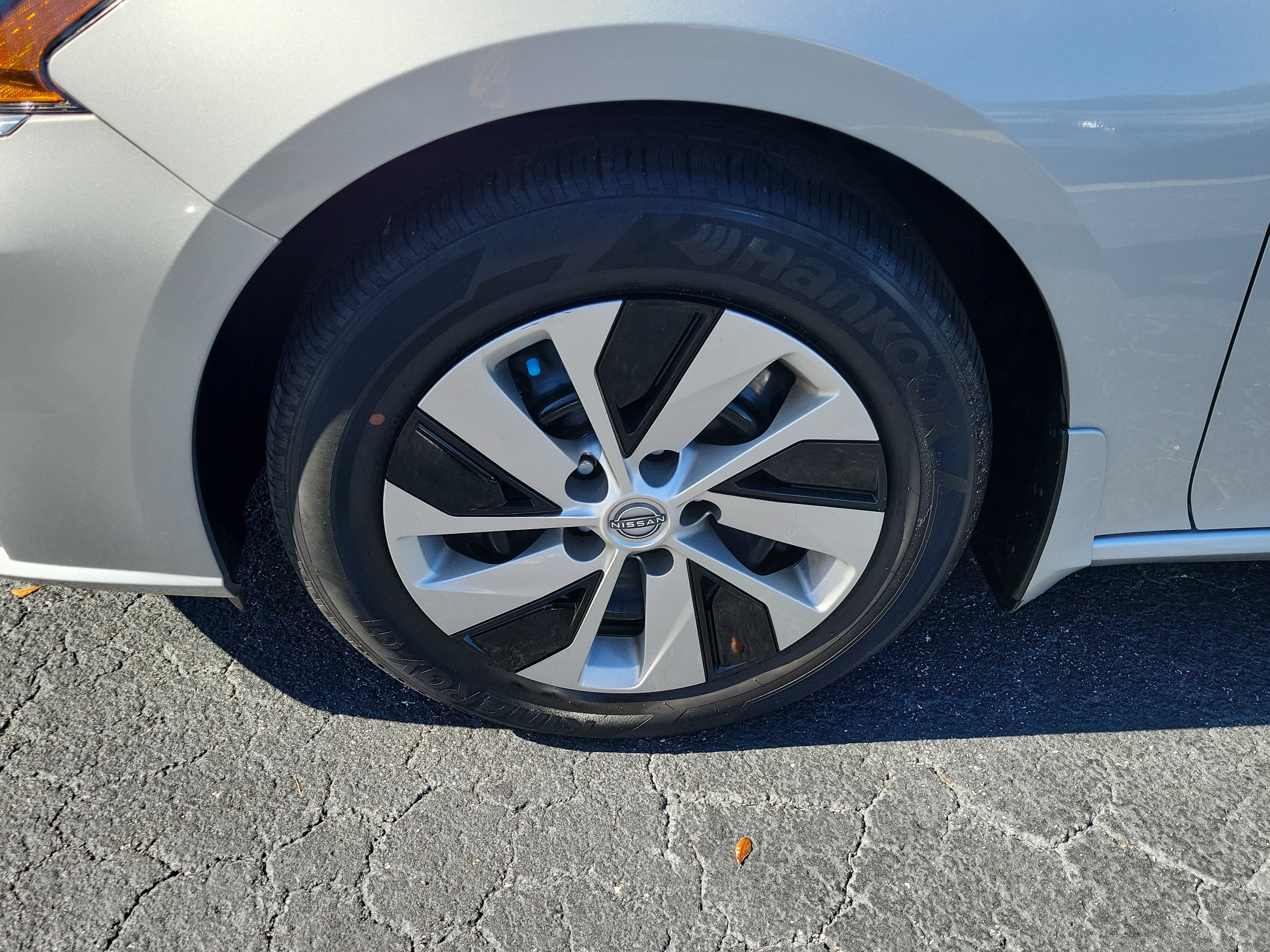 Certified 2024 Nissan Altima 2.5 S FWD image 4