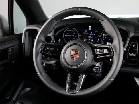 New 2026 Porsche Cayenne GTS image 16