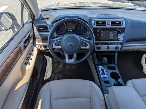 Used 2017 Subaru Outback 2.5i Limited image 15