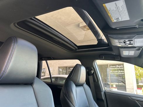Used 2023 Toyota RAV4 XSE AWD/4WD image 18