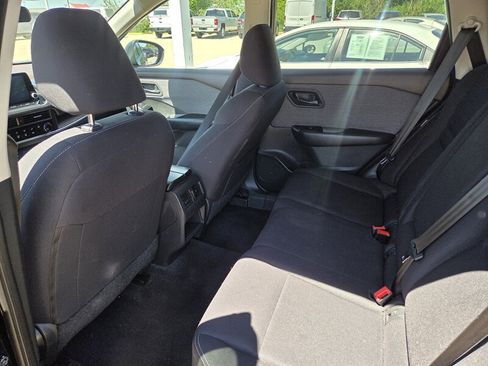 Used 2023 Nissan Rogue S AWD/4WD image 11