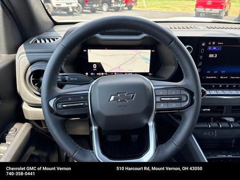 New 2025 Chevrolet Colorado Trail Boss w/ Midnight Edition AWD/4WD image 18