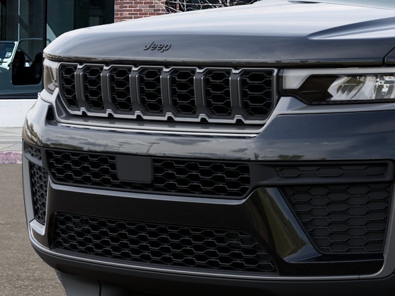 New 2026 Jeep Grand Cherokee Altitude RWD image 11