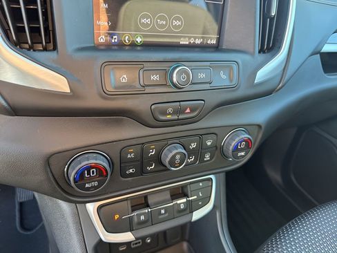 Used 2022 GMC Terrain SLE w/ Driver Convenience Package image 36