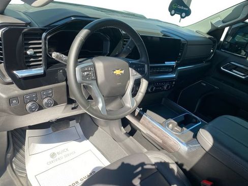 Used 2025 Chevrolet Silverado 3500 LTZ w/ LTZ Plus Package AWD/4WD image 12