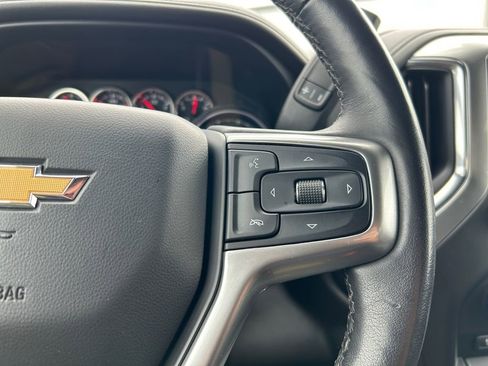 Used 2020 Chevrolet Silverado 2500 LTZ w/ LTZ Convenience Package image 18