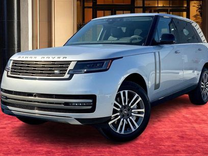 New 2025 Land Rover Range Rover Long Wheelbase SE