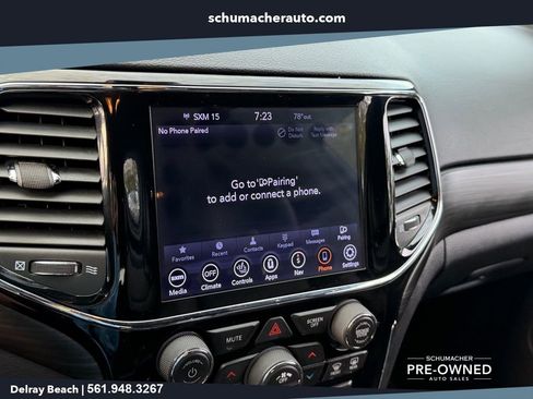 Used 2019 Jeep Grand Cherokee Altitude RWD image 21