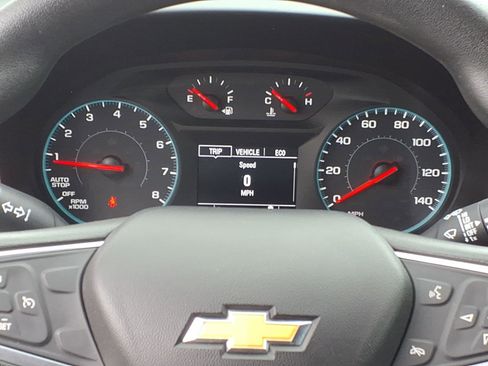 Used 2018 Chevrolet Equinox LT AWD/4WD image 13