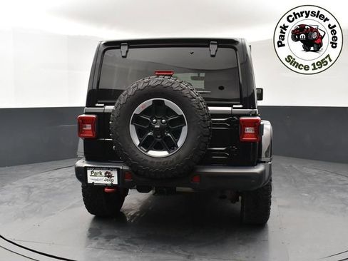 Used 2019 Jeep Wrangler Unlimited Rubicon AWD/4WD image 5