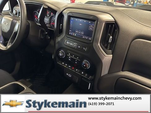 Used 2022 Chevrolet Silverado 1500 Custom Trail Boss w/ Midnight Edition image 19