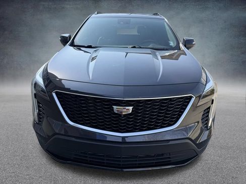 Used 2022 Cadillac XT4 Sport w/ Enhanced Visibility Package FWD image 10